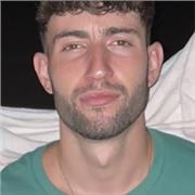 tengo un grado medio de sfministracion y finanzad , titulo como si no tengo pero el deporte soy muy fanatico y podria dar clases perfectamente